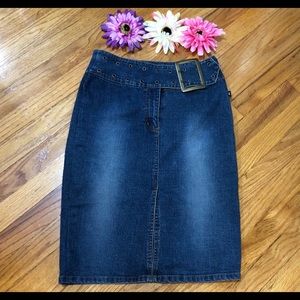 Bubblegum stretchy denim midi 💐